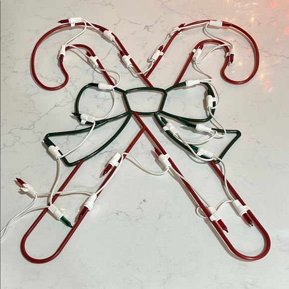 Holiday Candy Cane Light Decoration - Picture 1 of 5